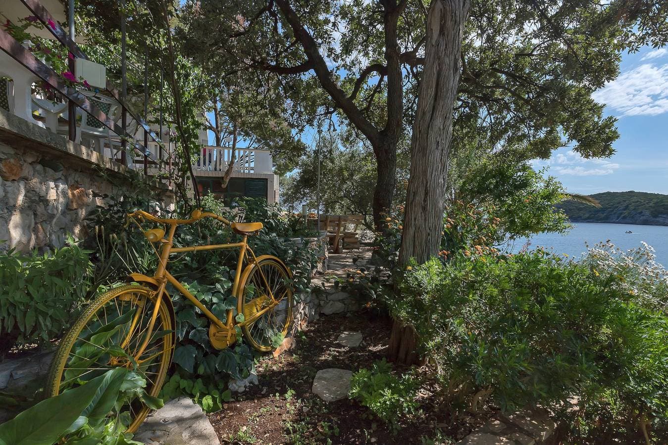 Foto 8 von 21: Studio Appartement am Strand Bucht Pokrivenik, Hvar As-14345-a