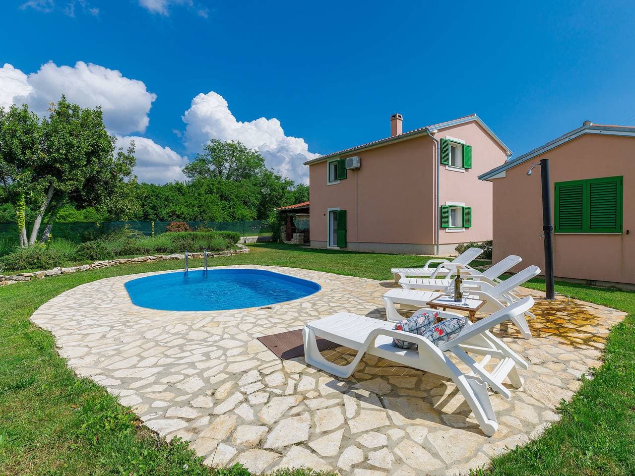Foto 10 von 41: Villa Malini