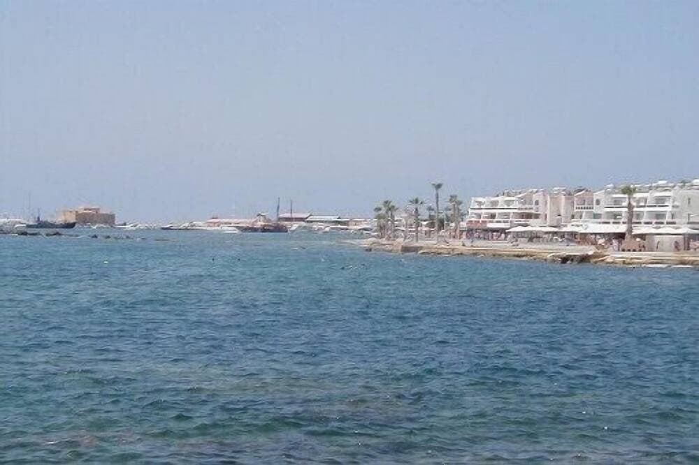 Foto 10 von 30: Kato Paphos: hervorragende Wohnung T2 Touristengegend am Meer
