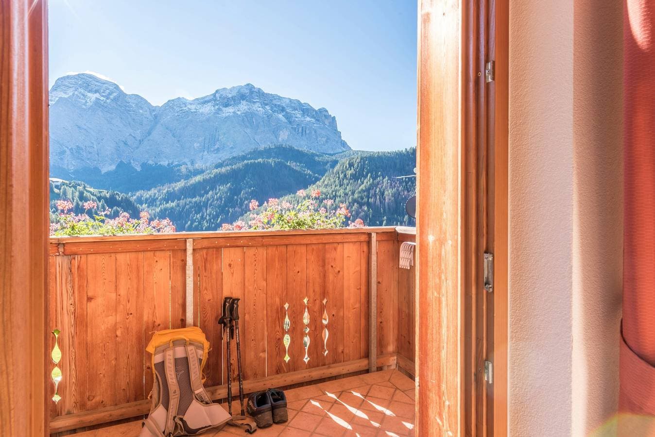 Foto 4 von 35: Ferienwohnung Ciasa Raut App Tamà mit Bergblick, Balkon und WLAN