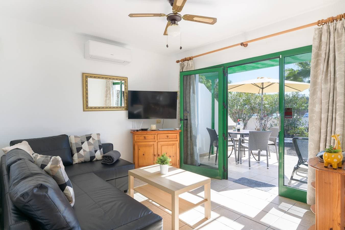 Foto 6 von 20: Ferienwohnung Casa Victoria mit Gemeinschaftspool und privater Terrasse