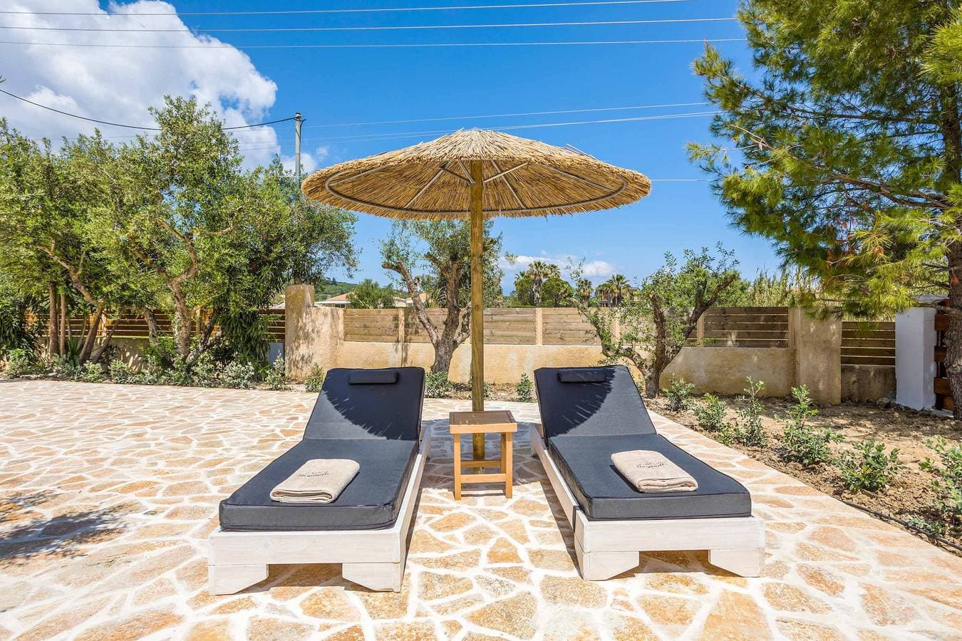 Foto 6 von 50: Villa für 4 Personen mit Pool