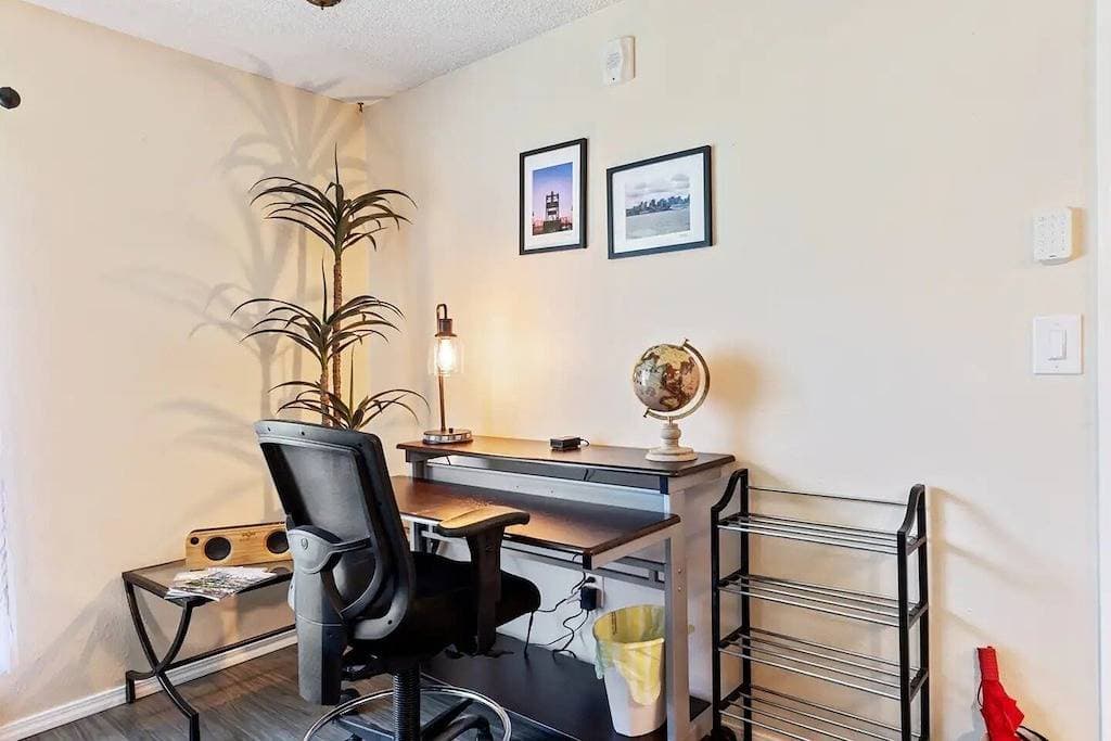 Foto 12 von 28: Perfect Private Getaway in Seattle's Southside!