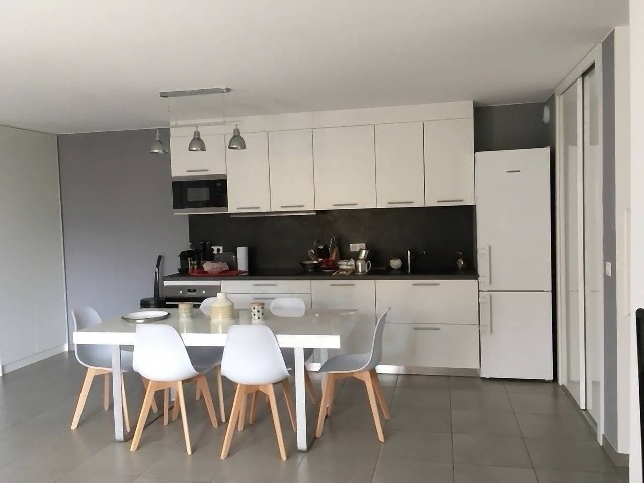 Foto 5 von 17: Ferienwohnung für 6 Personen mit Terrasse