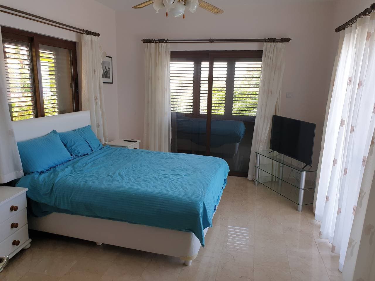Foto 7 von 44: Tranquility is a Four Bedroom Villa in Girne