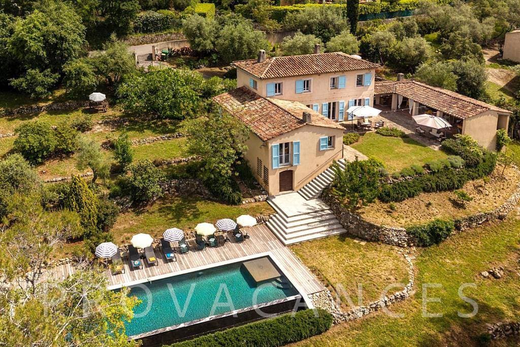 Ferienhaus mit Pool in der Nähe Tourrettes-sur-Loup 1