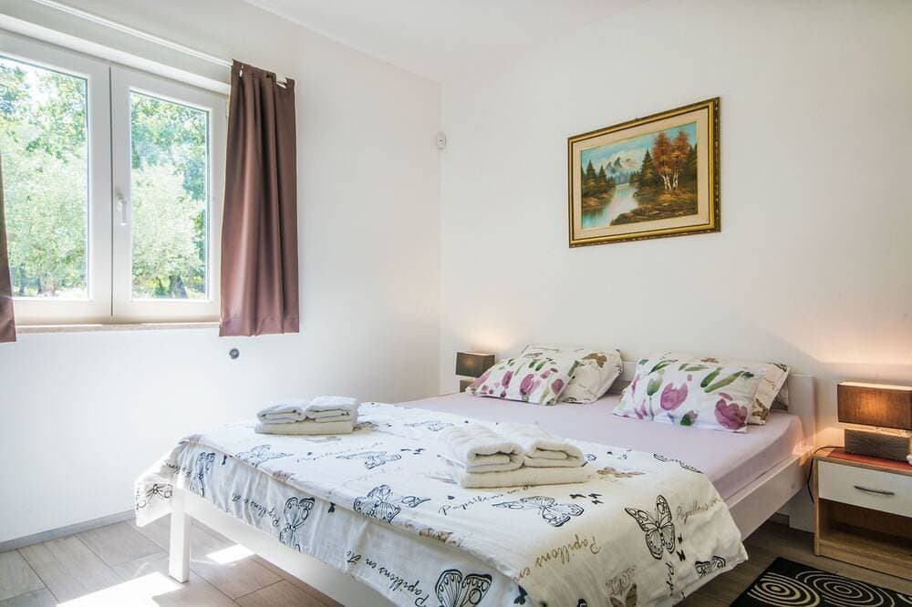 Foto 3 von 30: 2000 qm privater und sicherer Garten, echte Ruhe und nur 15 km vom Meer entfernt