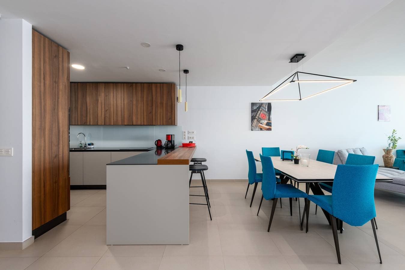 Foto 9 von 29: Ferienwohnung 'Stupa Hills - Spektakulärer Meerblick' mit Meerblick, Wi-Fi und Klimaanlage
