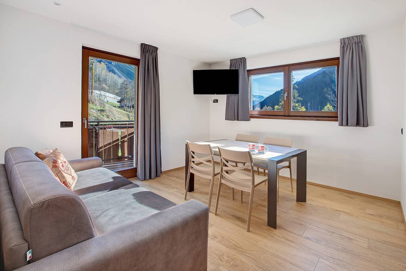 Foto 4 von 28: Apartment '4' mit Bergblick, Gemeinschaftsgarten und WLAN