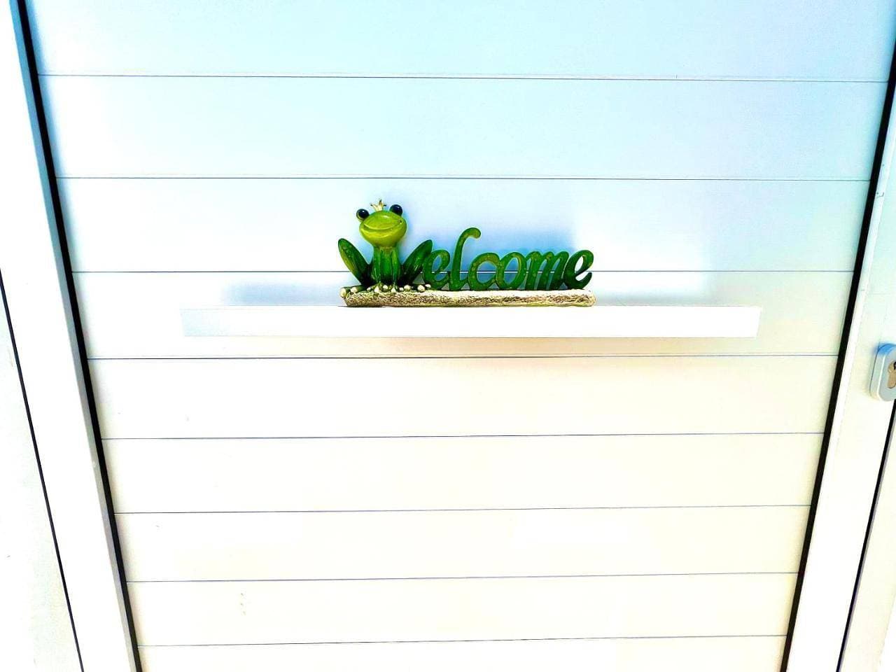 Foto 13 von 28: Seaside Escape - Charming Sunlit 2Br Flat