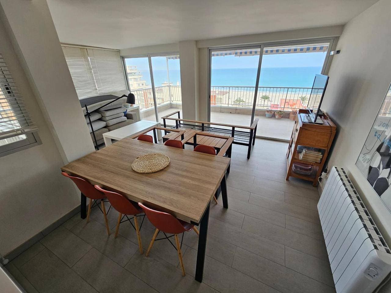 Foto 8 von 22: Apartment with Sea View