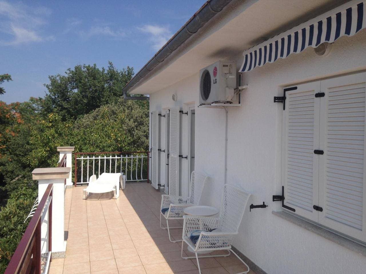 Foto 5 von 9: Apartment with Balcony