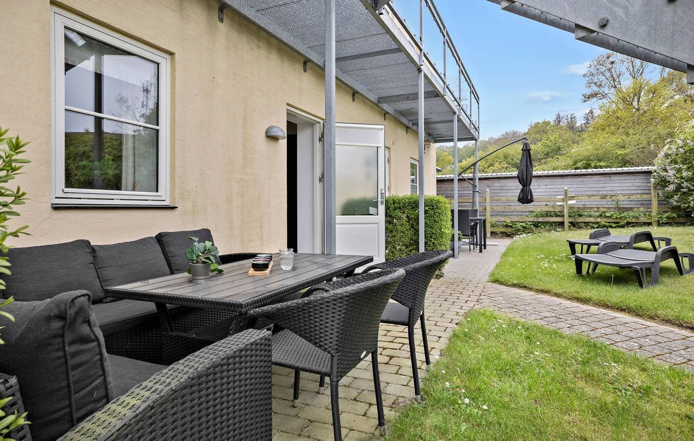 Foto 9 von 19: Ferienwohnung für 4 Personen mit Terrasse