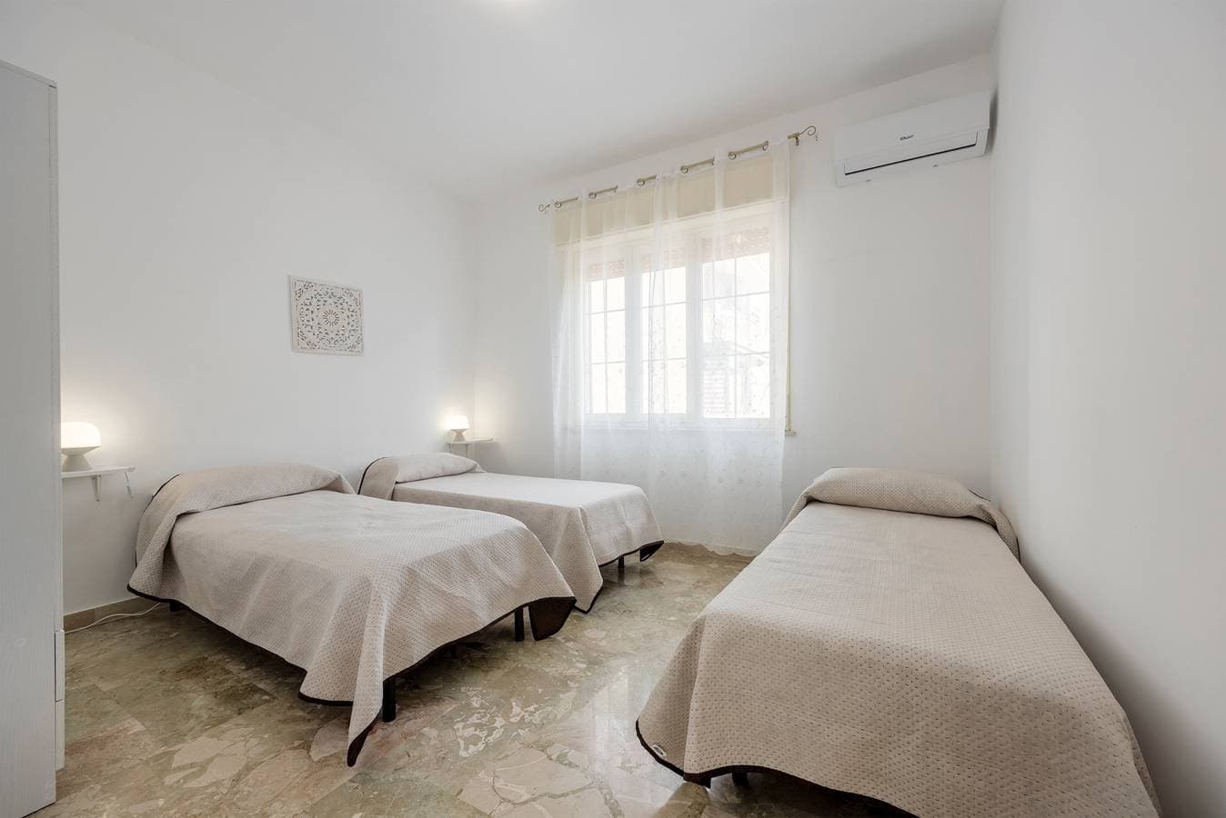Foto 7 von 24: Ferienhaus 'Sandovalli' mit Meerblick, WLAN und Klimaanlage