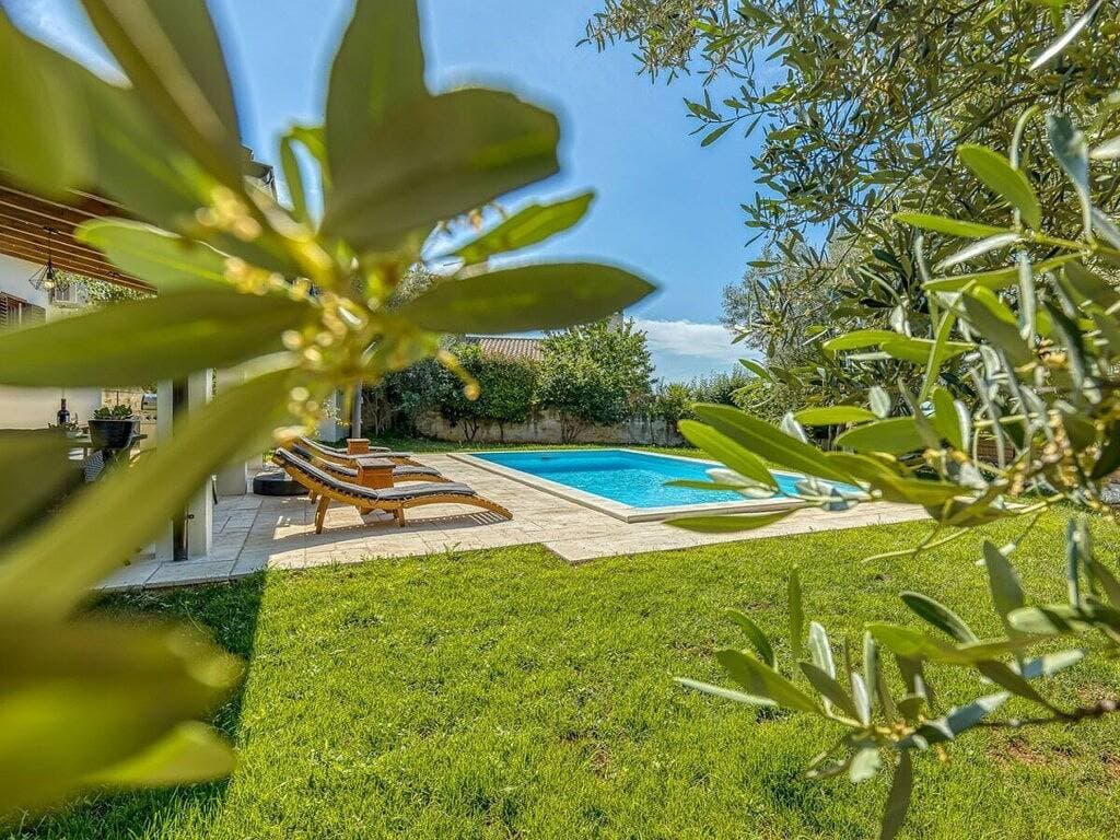 Foto 12 von 34: Agatta mit privatem Pool