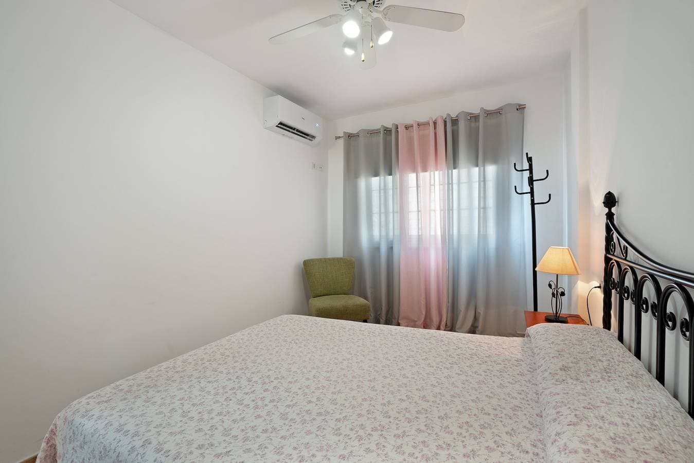 Foto 10 von 27: Ferienwohnung 'Volcán Y Mar 2 Derecha' mit Balkon, WLAN und Klimaanlage