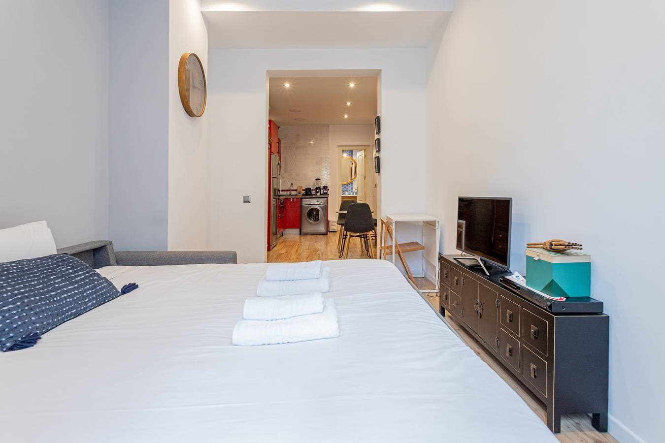 Foto 7 von 21: GuestReady - Very Central Studio in Madrid