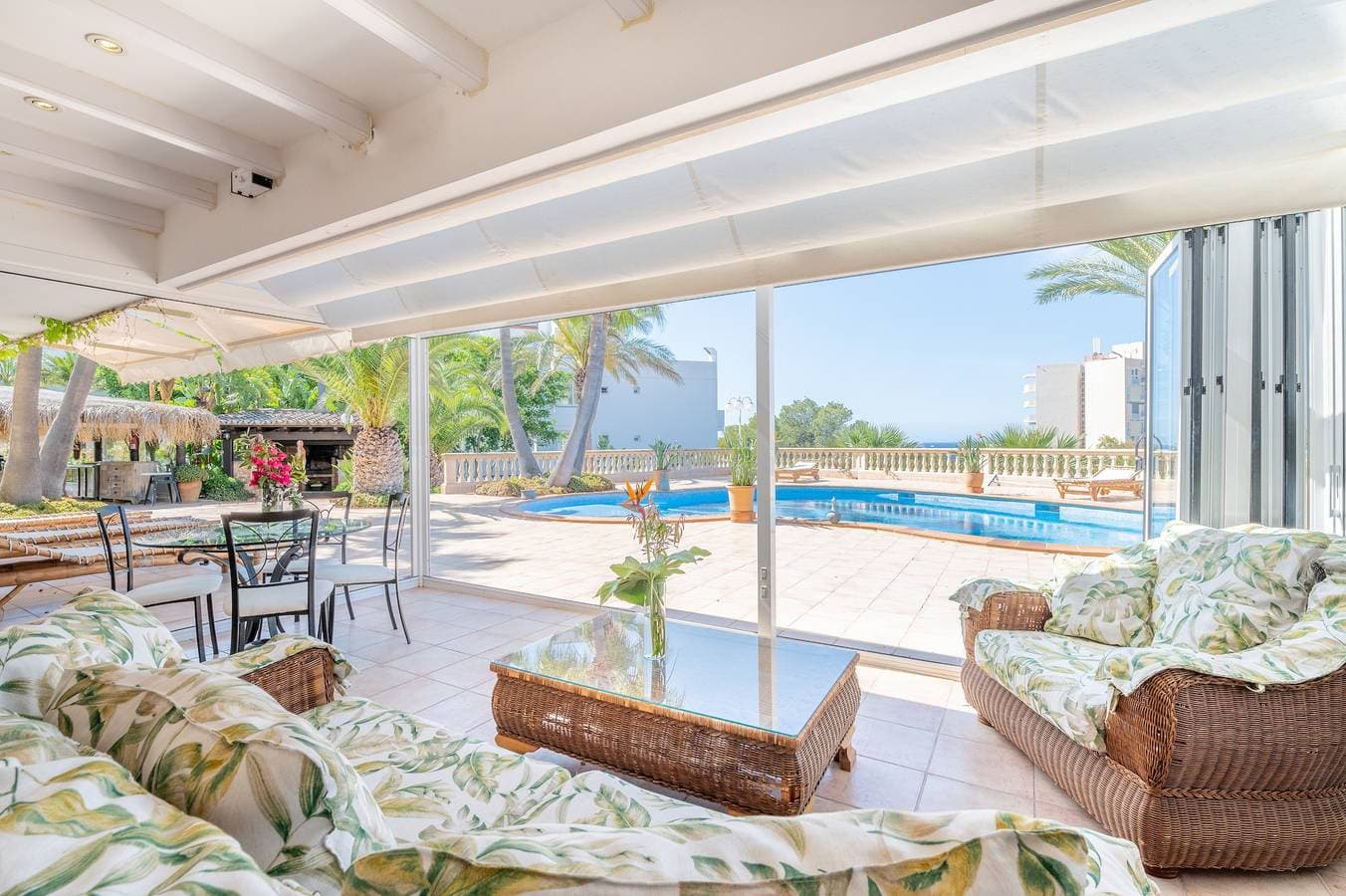Foto 4 von 29: Villa "Quesada" nahe dem Strand mit Pool, Garten und WLAN