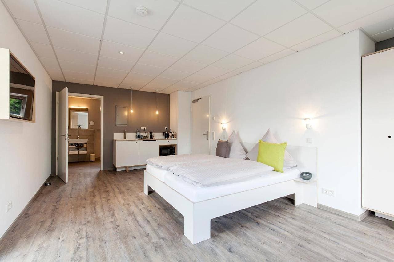 Foto 9 von 12: Double Room with Balcony