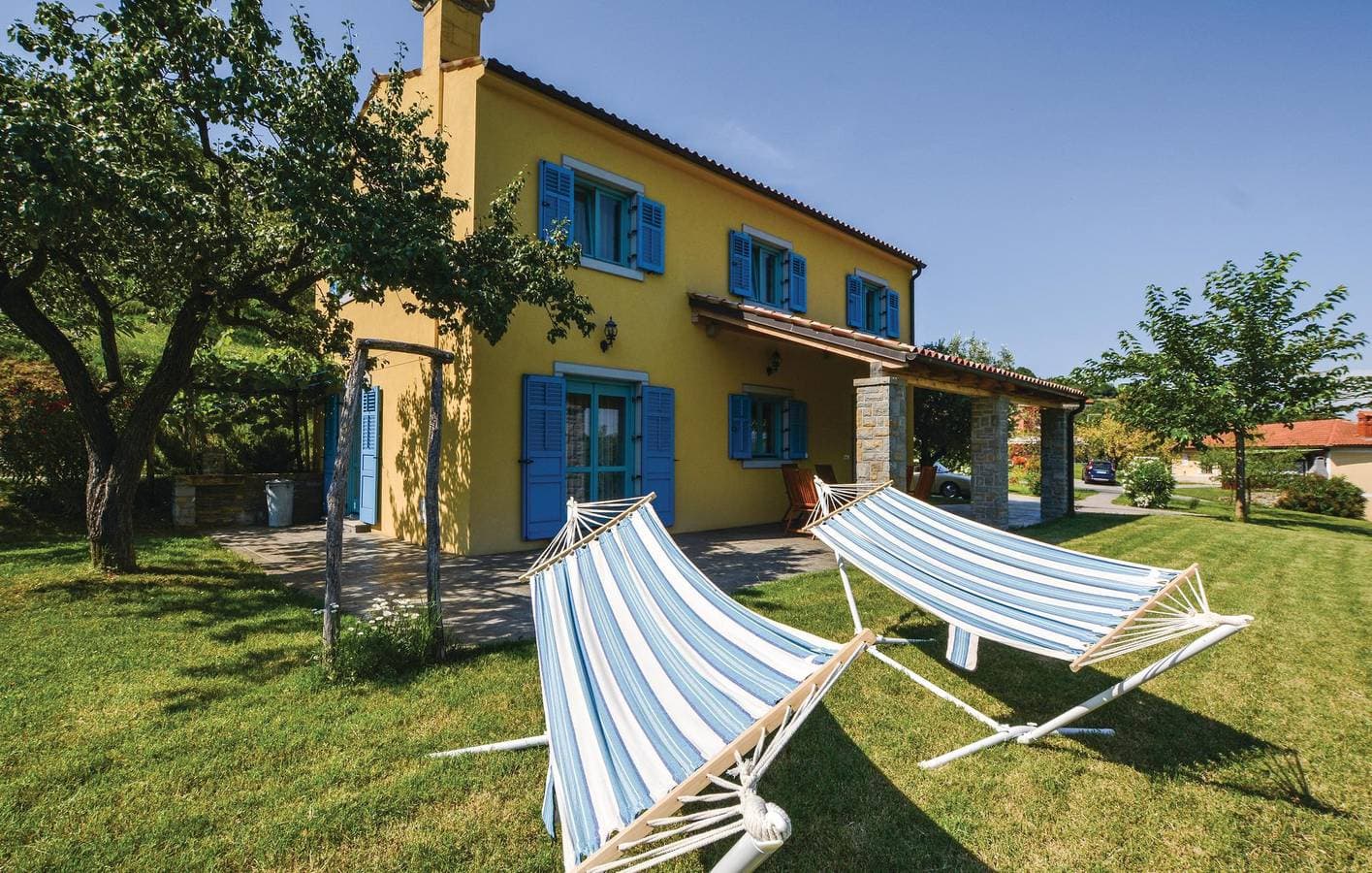 Foto 3 von 32: Ferienhaus für 6 Personen mit Terrasse