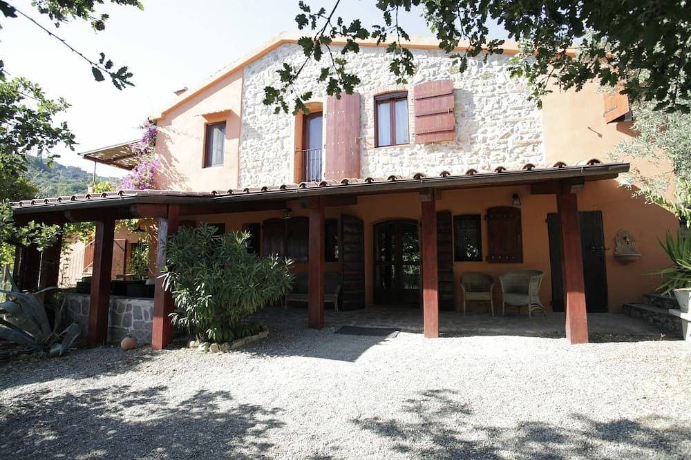 Campo Al Pero - Very cozy, antique stone house with pool to relax and unwind 1
