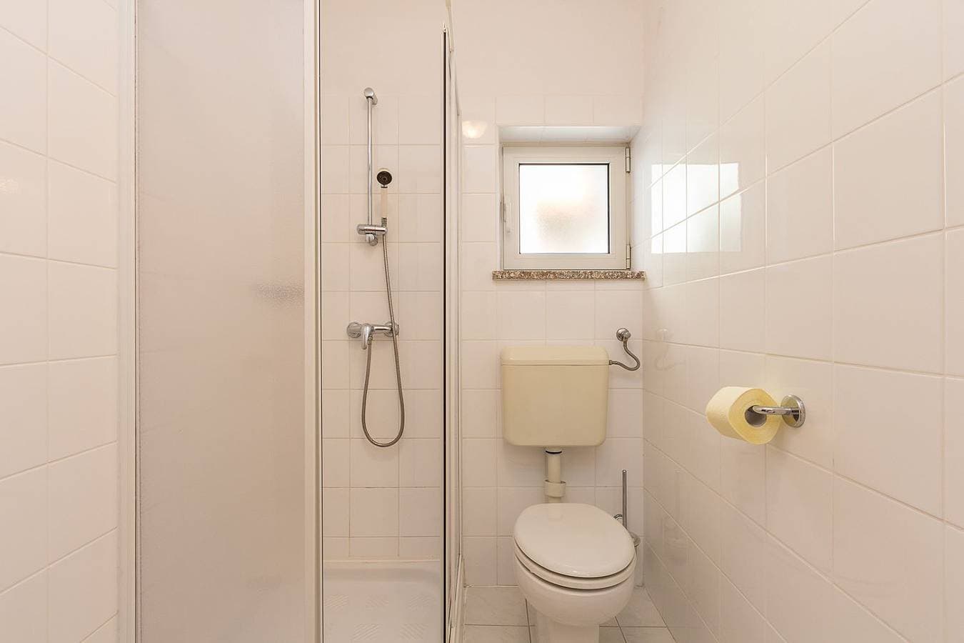 Foto 11 von 20: Zimmer mit eigenem Bad, WLAN und Gemeinschaftspool in Medulin