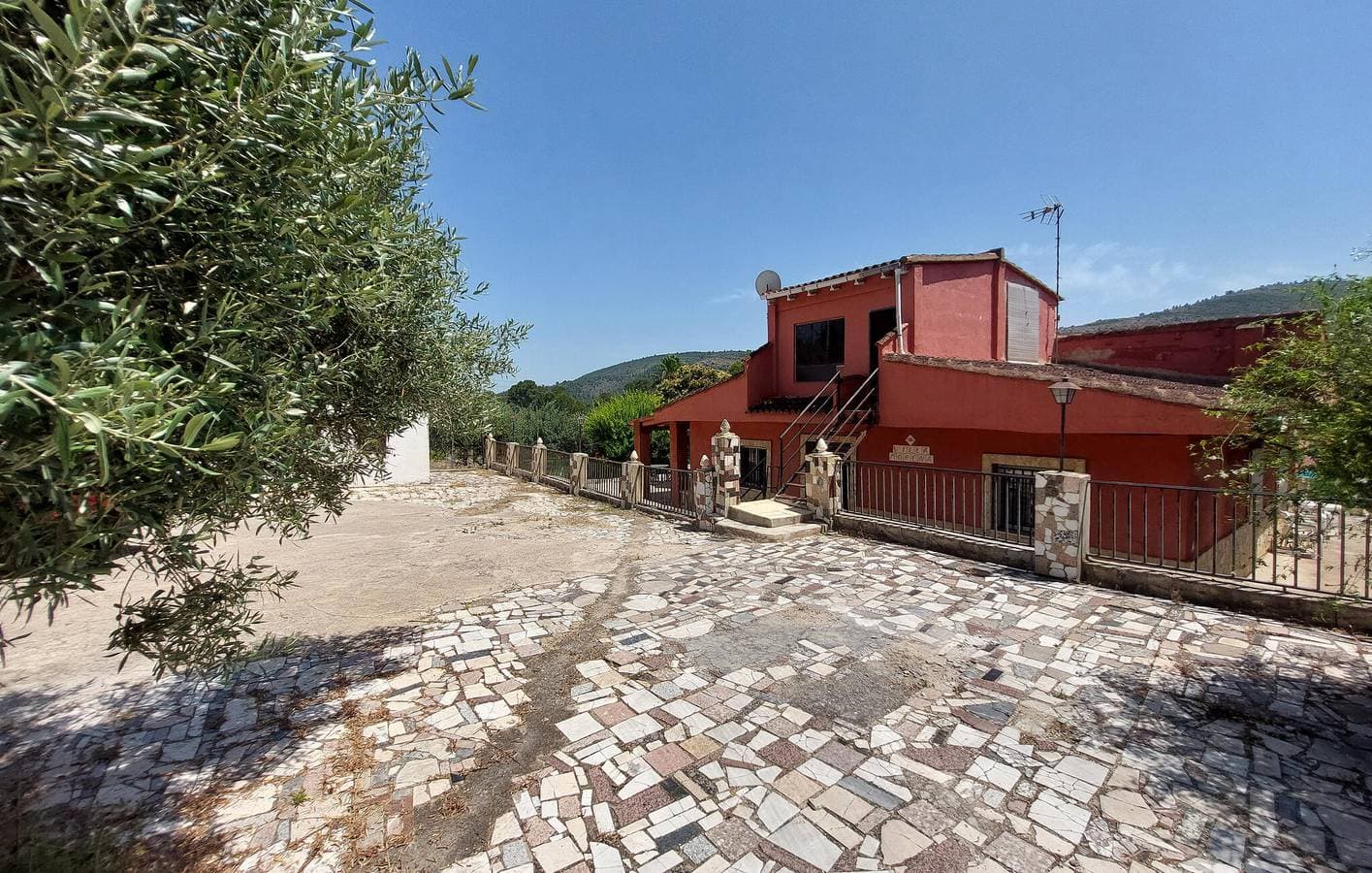 Schickes Apartment mit Pool & Parkplatz in der Nähe von Xàtiva & Bellús 1
