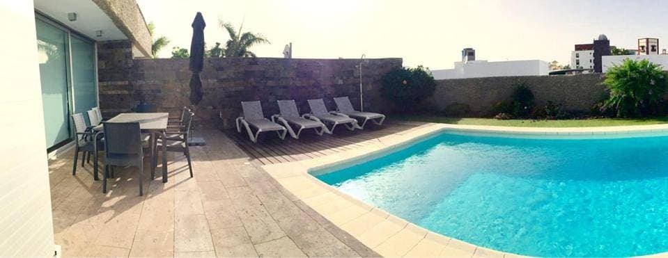 Foto 6 von 28: Villa with Private Pool
