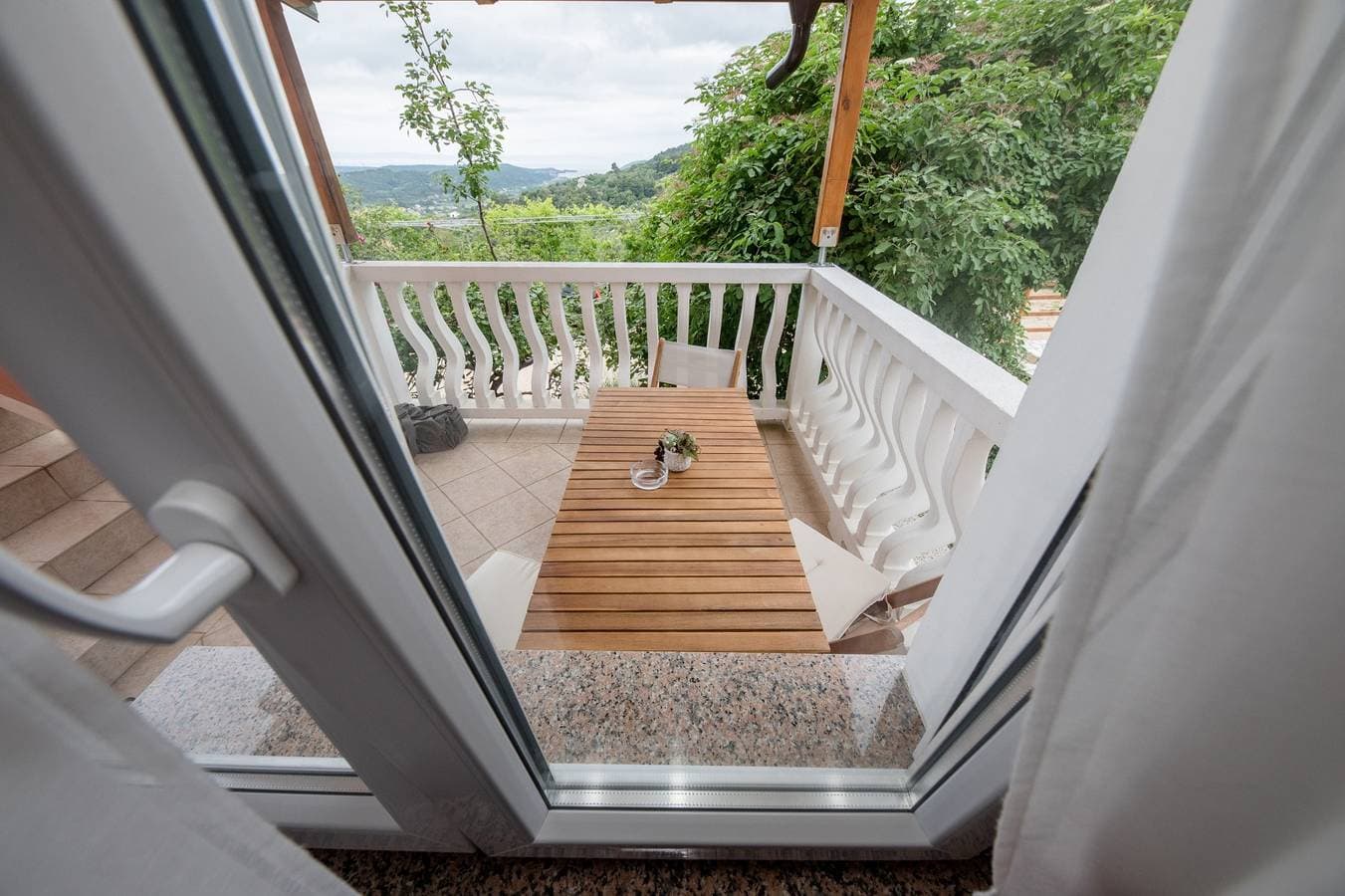 Ferienwohnung in Mundanije mit Meerblick, Terrasse, Klimaanlage, W-Lan (3748-4) 1