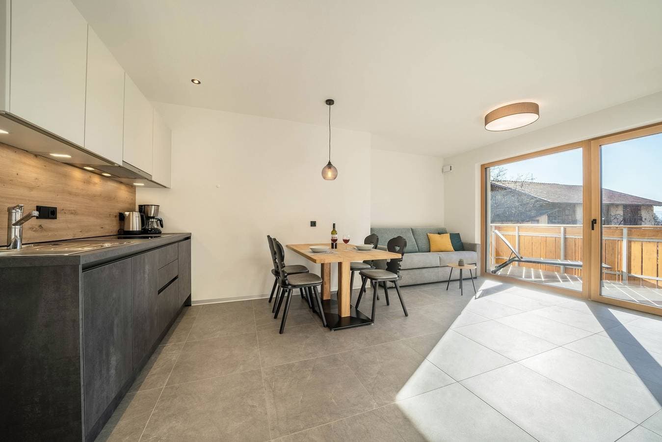 Foto 9 von 20: Ferienwohnung "Sunnig - Sonennschein" mit Bergblick, Balkon & WLAN