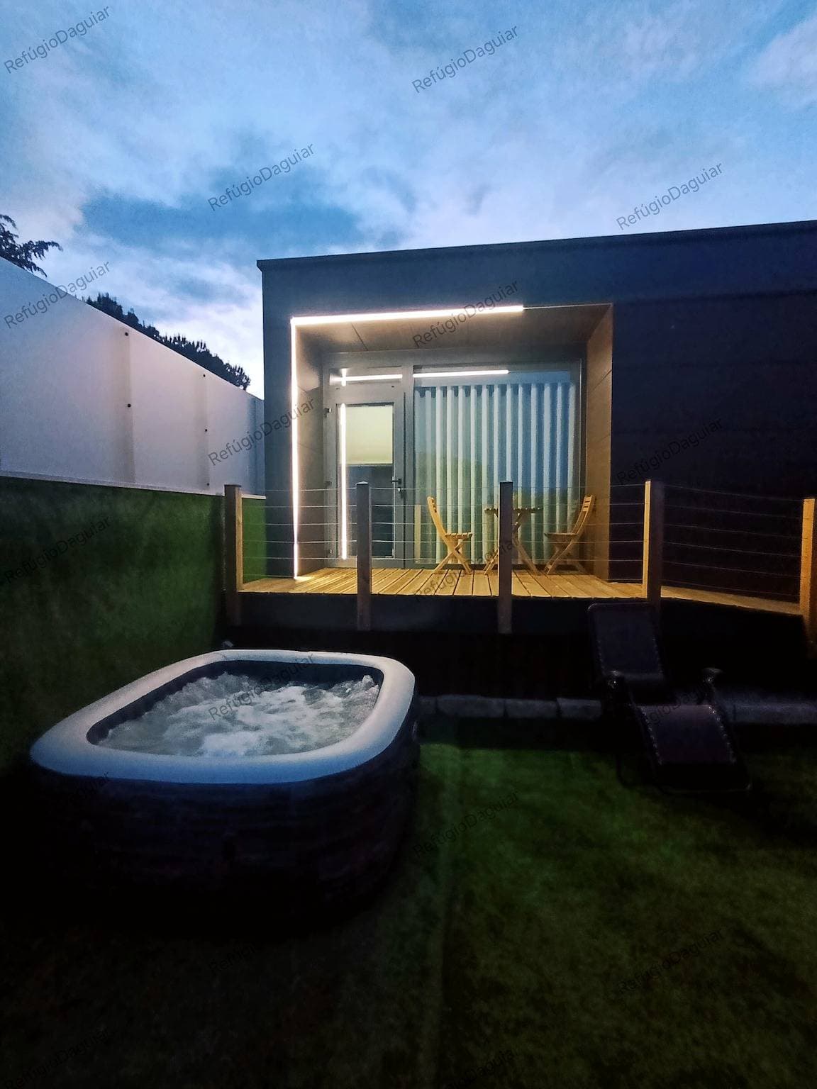 Foto 2 von 25: Tiny Home 'Refúgio D'Aguiar' mit Bergblick, WLAN und Klimaanlage