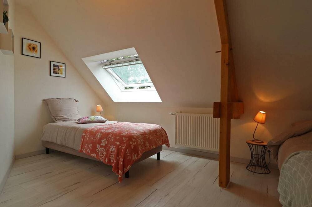 Foto 5 von 13: Großes Familienhaus mit Sauna und Garten