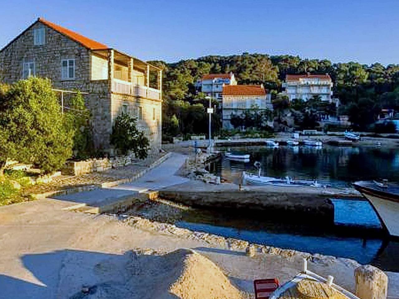 Foto 12 von 15: Guest House Kiko - Triple Room