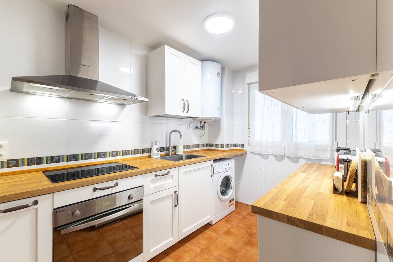 Foto 7 von 32: Voll ausgestattetes Ferienhaus 'Vivienda Candemor' mit Klimaanlage, WLAN und Garage