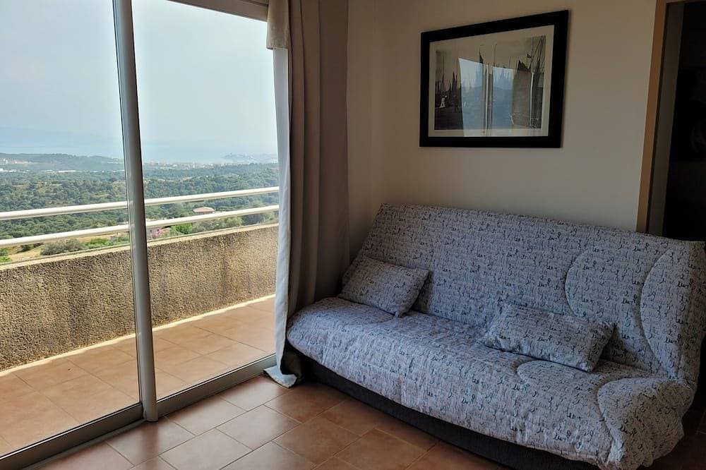 Foto 4 von 11: Exceptional panoramic sea view on the Gulf of Ajaccio. Very quiet. Garden