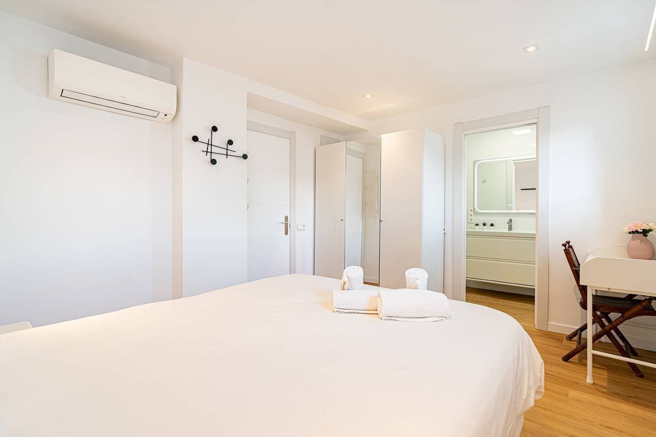 Foto 8 von 28: Lonja Old Town Apartment minimum stay 31 nights