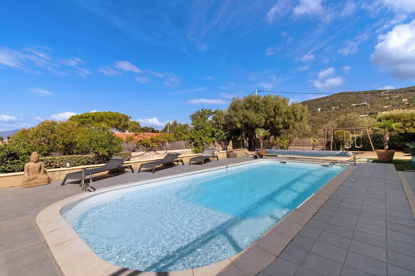 Foto 2 von 45: Villa 'Portigliolo Michelangeli' mit Meerblick, WLAN und Klimaanlage