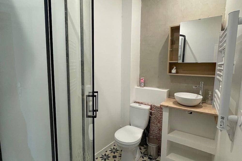 Foto 4 von 6: Romantic studio in Burgundy
