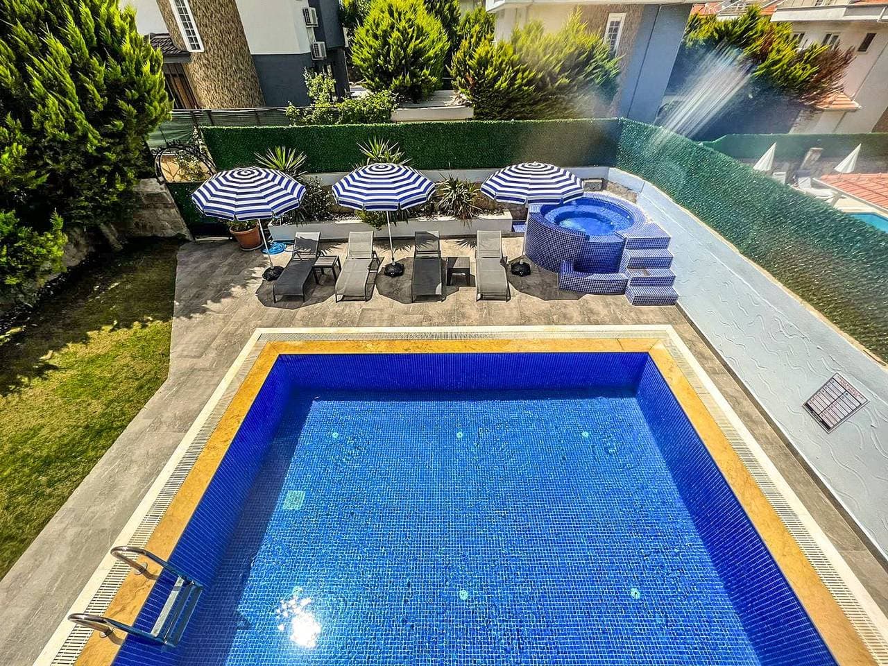 Foto 4 von 33: Villa für 6 Personen mit Meerblick