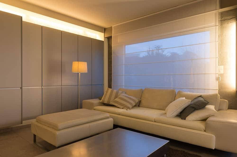Foto 11 von 30: Luxus-Designer-Wohnung, direkt am Meer mit eigenem Garten und Parkplatz