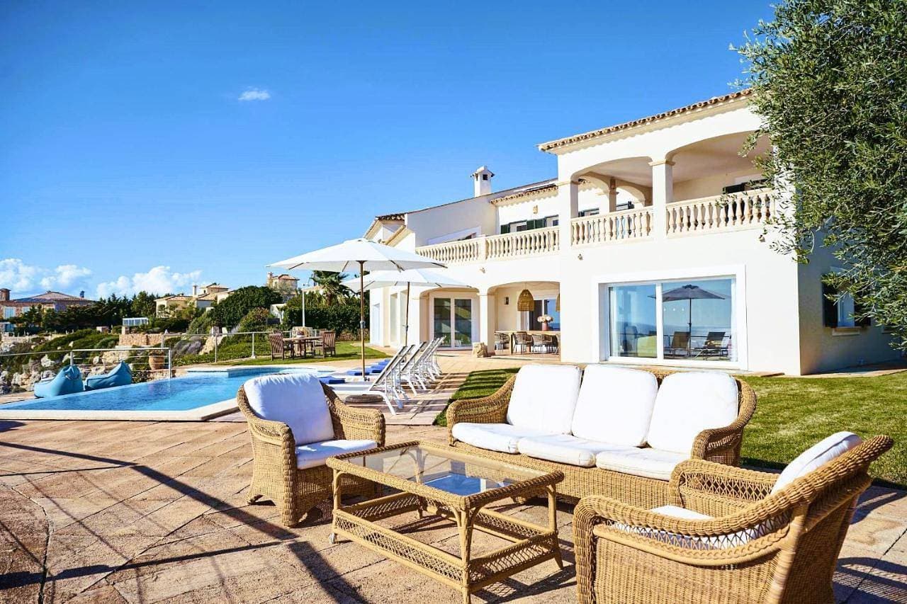 Foto 4 von 53: Villa