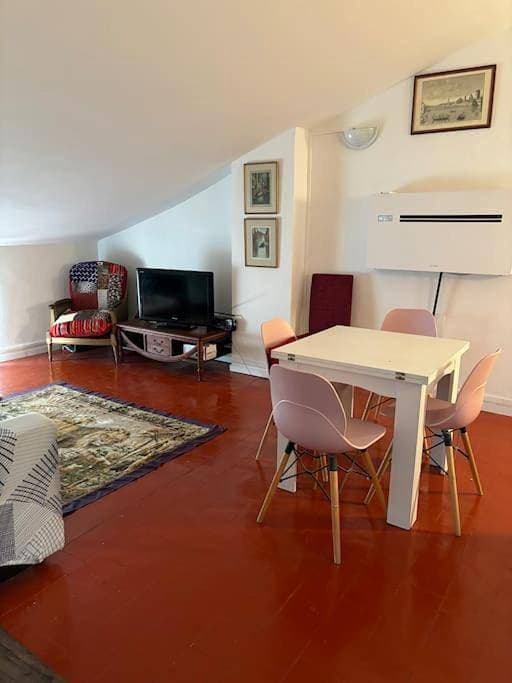 Foto 2 von 16: Two-Bedroom Apartment
