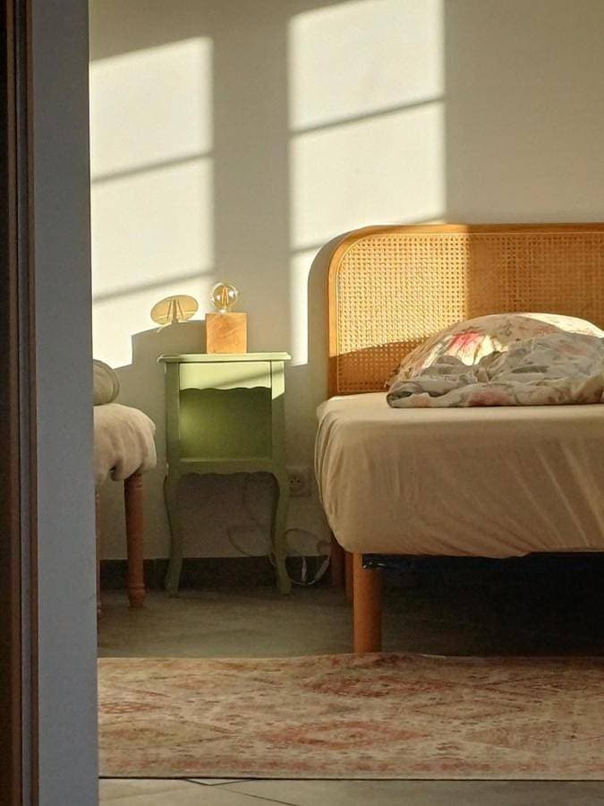 Foto 5 von 45: Two-Bedroom Apartment