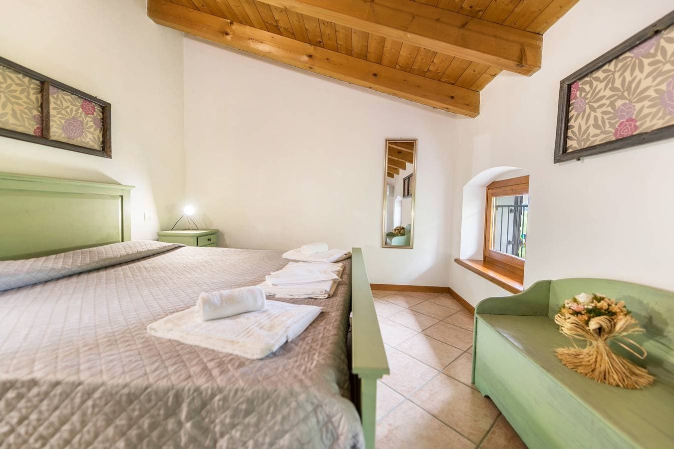 Foto 7 von 29: Ferienwohnung "Agriturismo Colombare Teboi Bilo" mit Bergblick, Gemeinschaftspool und WLAN