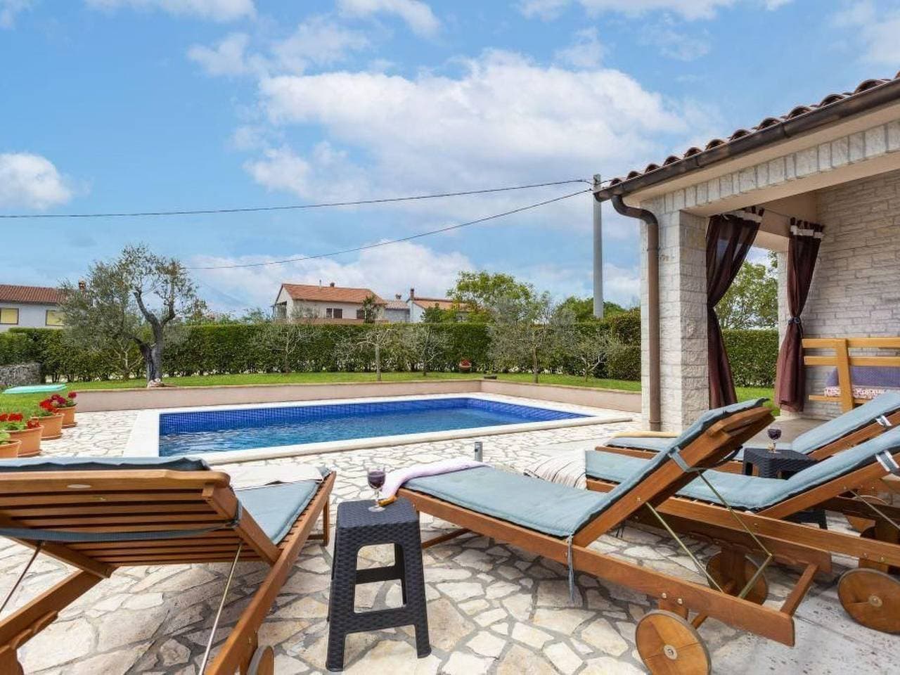 Foto 6 von 29: "Villa Mirela" mit Terrasse