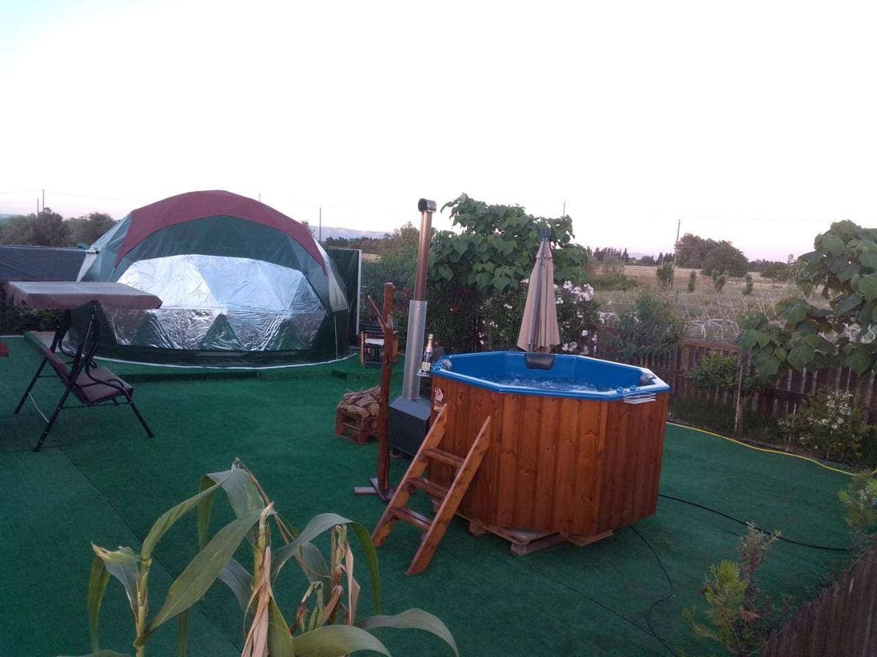 Foto 8 von 18: Tent