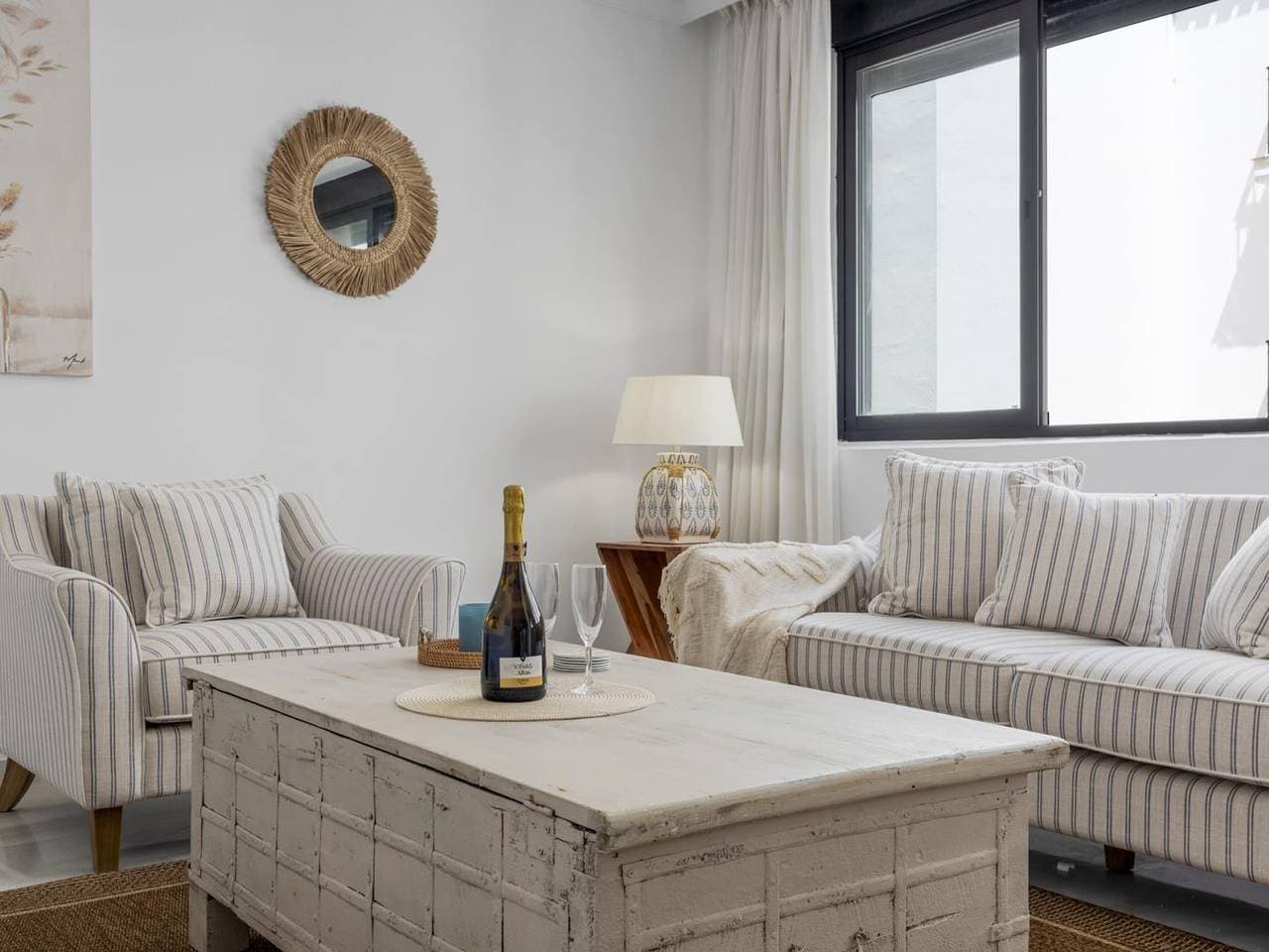 Foto 5 von 48: Ferienwohnung für 4 Personen mit Pool