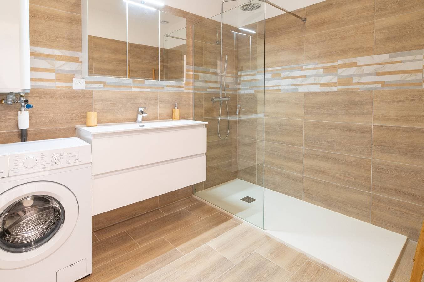 Foto 13 von 26: Apartment 'La Dolce Vita 9' mit Meerblick, WLAN und Klimaanlage