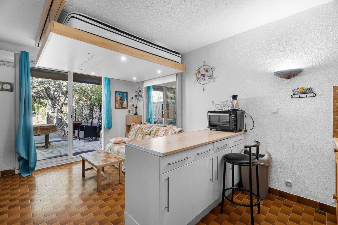 Foto 5 von 14: Ferienwohnung 'Beau Studio St Cyr Sur Mer' mit Meerblick, privater Terrasse und Klimaanlage
