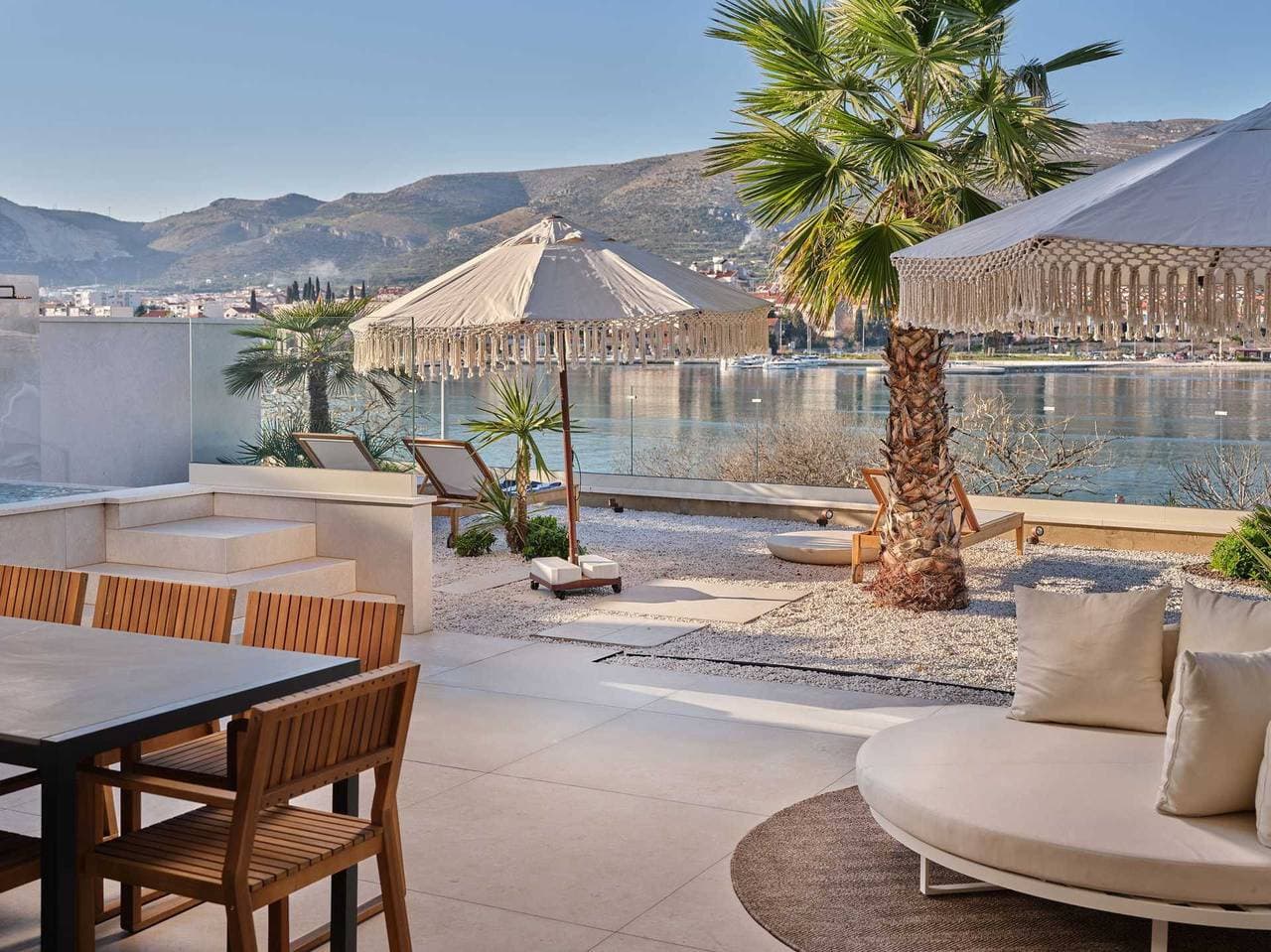 Foto 6 von 98: Luxusvilla Lunea mit Pool III